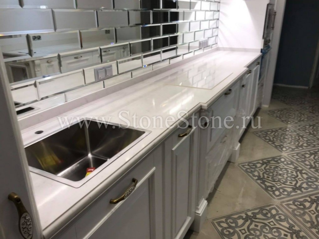 ���������� �� �������������� ����� ������ Staron VO171 � ������������ ���������